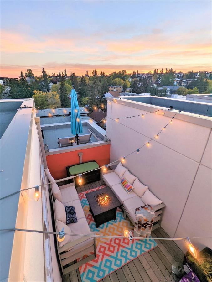 Monki Di Executive Suites: Luxury City Home with Rooftop Patio Calgary Exterior photo